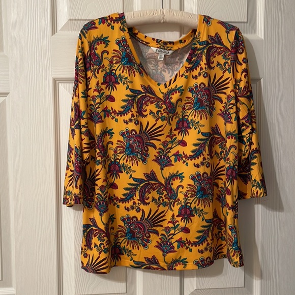 Pioneer Woman NEW 3/4 Sleeve Size Medium Top - Picture 1 of 11